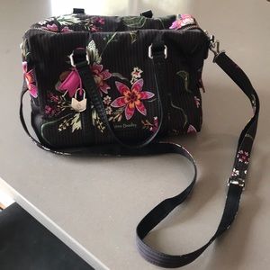 Vera Bradley small satchel excellent condition🌺